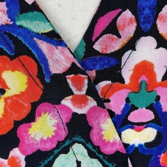 YUMI KIM Silk Soho Mixer Abstract Wrap Dress size M - Picture 9 of 11